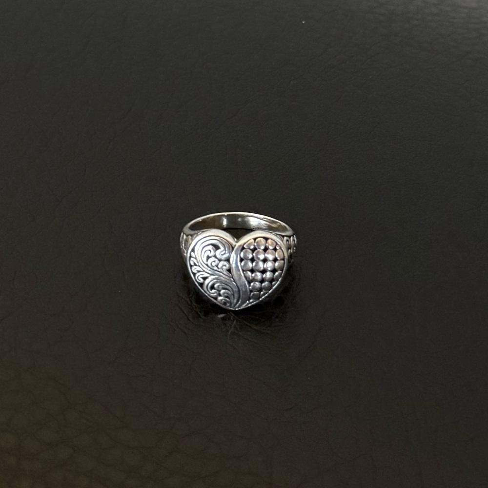 Ross Simons Sterling Silver Bali-Style Heart Ring Size 8 - Picture 6 of 9